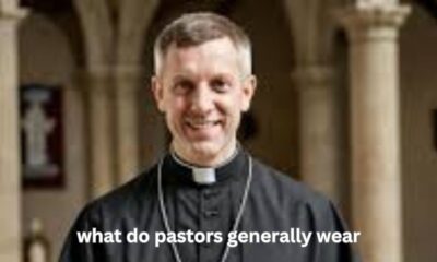 what do pastors generally wear