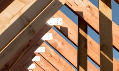 Roof Brackets: Silent Support